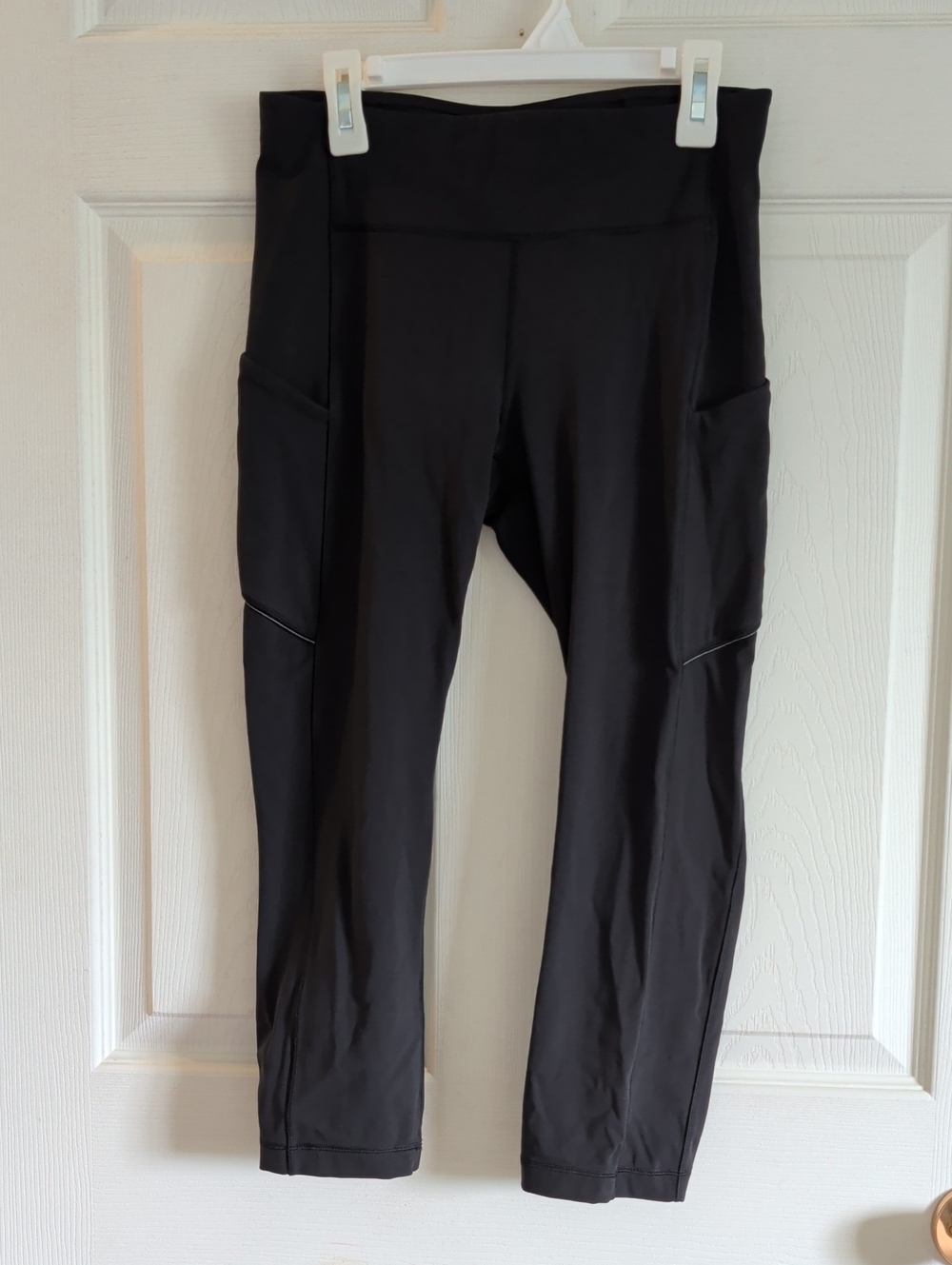 lululemon athletica Black Crops with Side Pockets